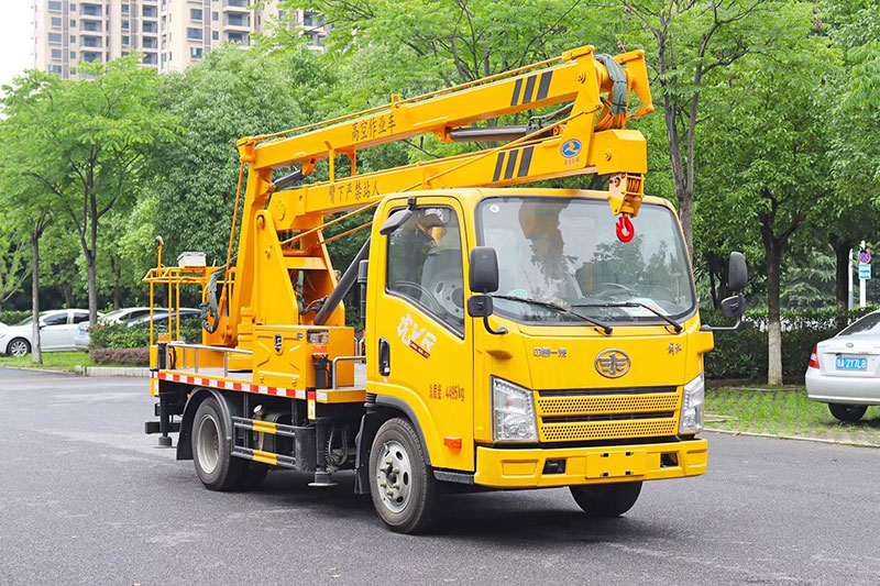 解放VR13.5米單排藍(lán)牌高空作業(yè)車